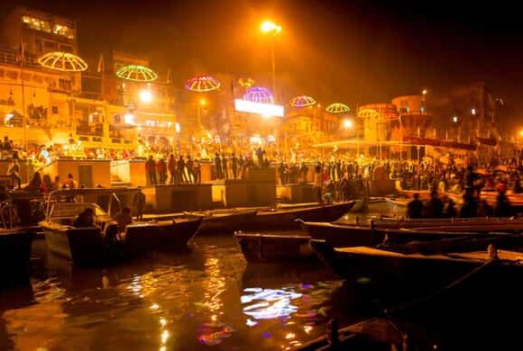 Top Ghats in Varanasi to Experience Dev Deepawali in 2025