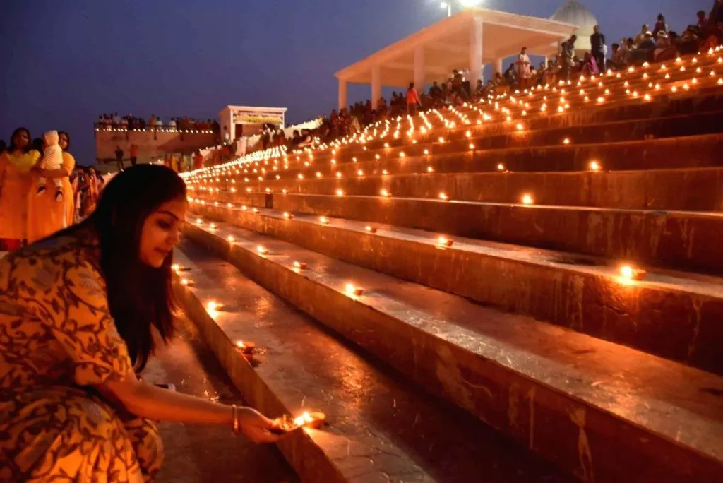 deepawali and dev deepawali